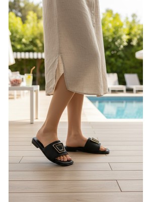 Enoch Kadın Hasır Dokulu Kare Toka Detaylı Ortopedik Terlik