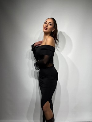 362 Fashion Butik Kolu Tül Detaylı Kayık Yaka Elbise