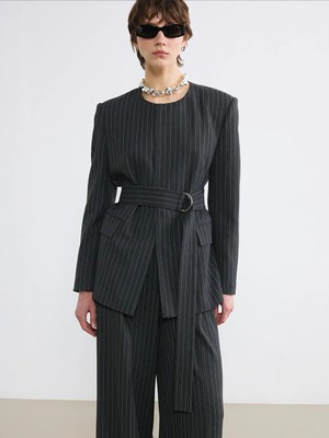 LC Waikiki Soulife Gri Bisiklet Yaka Çizgili Kemerli Kadın Blazer Ceket