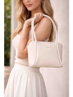 Kadın Krem Minimal Omuz Çantası – Şık Günlük Kullanım Soft Dokulu Çanta