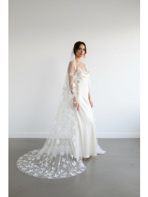 S&G Gelinlik 3 mt Kelebek Motifi Uzun Duvak