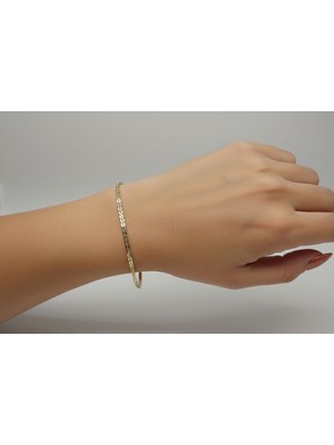 Atlasın Evreni Kare Desen Çok Renkli - Standart