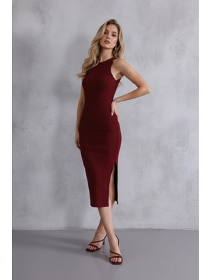 Kadın Bordo Halter Yaka Yırtmaçlı Pamuklu Fitilli Likralı Kaşkorse Slim Fit Midi Elbise