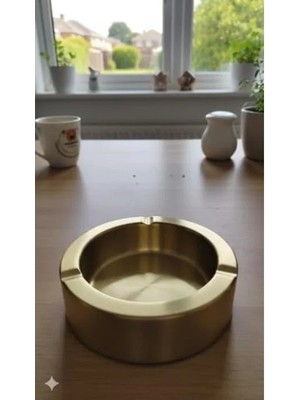 Calperia 12 cm Çapında Paslanmaz Çelik Küllük, Hijyenik ve Modern Tasarım