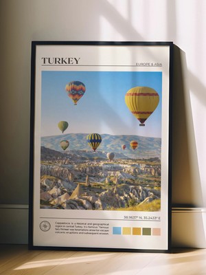 Zestia Siyah Çerçeveli  Duvar Tablosu Kapadokya Peri Bacaları Şehir Manzarası Salon Dekoru