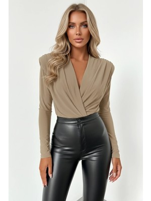 Kadın Vatkalı Kruvaze Yaka Esnek Body Bluz