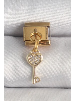TKÇ Mey Ithalat® 316L Çelik Gold Renk Sallantı Zirkon Taşlı Kalpli Anahtar Model Nomination Charm