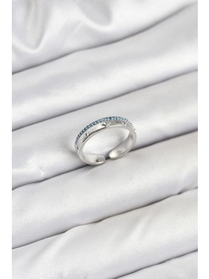 TKÇ Mey Ithalat® Pirinç Gümüş Renk Sıralı Zirkon Taşlı Kutup Yıldızı Model Kadın Yüzük