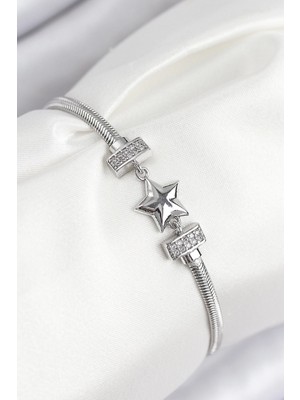 TKÇ Mey Ithalat® Pirinç Zirkon Taşlı Yonca Model Gümüş Renk Kadın Bileklik