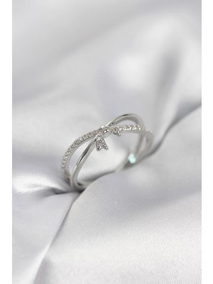 TKÇ Mey Ithalat® Gümüş Renk Zirkon Taşlı Fiyonk Model Kadın Yüzük