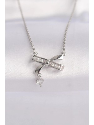 TKÇ Mey Ithalat® 316L Çelik Zincir Gümüş Renk Zirkon Taşlı Kalp Detay Fiyonk Kolye