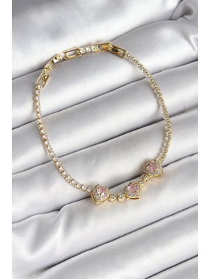 TKÇ Mey Ithalat® Pirinç Sıralı Pembe Kalp Figürlü Zirkon Taşlı Gold Renk Kadın Bileklik