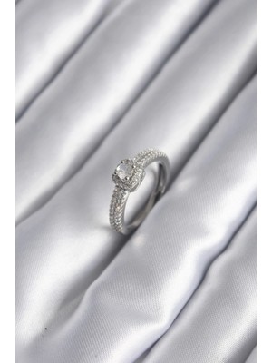 TKÇ Mey Ithalat® Pirinç Gümüş Renk Zirkon Taşlı Kadın Yüzük