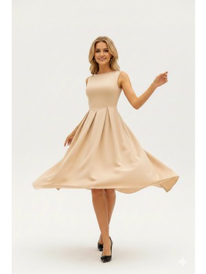 Kadın Inci Detaylı A Kesim Kolsuz Sırtı Açık Scuba Kumaş Midi Boy Elbise