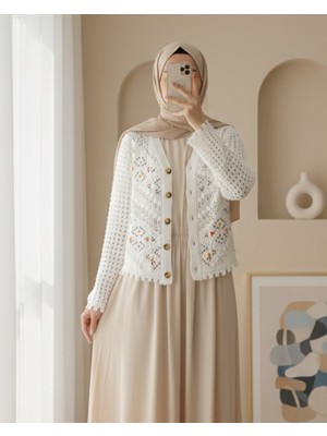 Moda Morfo Çiçek Nakışlı Ponponlu Ajurlu Triko Hırka  -Ekru