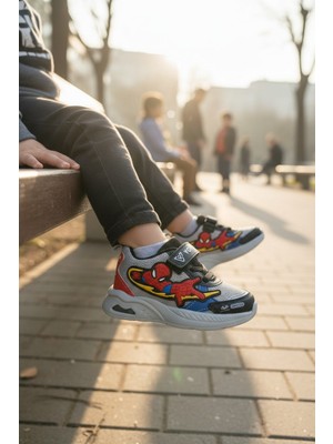 Enoch Çocuk Ortopedik Tabanlı Örümcek Adam Karakterli Işıklı ve Fileli Sneaker Ayakkabı