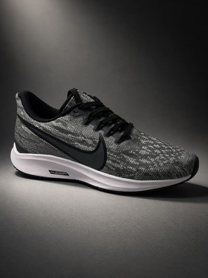 Nike Air Zoom Pegasus 36 Erkek Siyah Koşu Ayakkabısı