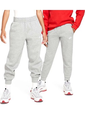 Nike Çocuk Club Fleece Yumuşak Dokulu Jogger Eşofman