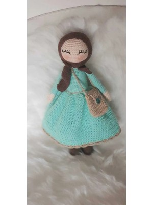 Mavi Neşeli Tesettürlü Amigurumi Örgü Oyuncak
