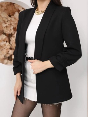 Enter Siyah Kolları Büzgülü Blazer Ceket
