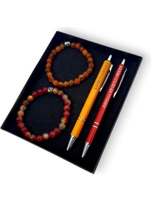 SürLaz 3 Parça Turuncu Kırmızı Sevgililer Günü Isme Özel Tükenmez Kalem ve 2 Şans Bilekliği Kutulu