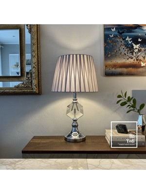 İki Yedi Konsept Brest Cam Prizma Abajur Gümüş Silver Gövdeli Modern Masa Lambası Salon Yatak Odası Aydınlatma Obje