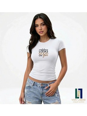 Von Labas Kadın Beyaz Özel Tasarımlı Bisiklet Yaka Slim Fit Likralı Basic Crop Pamuklu Penye Tişört (Body Tee)
