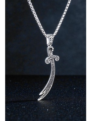 Ak Store Silver Erkek, Zülfikar Kılıç Safir, Siyah ve Garnet Zirkon Taşlı K-182 Paslamaz Kromix Çelik Gümüş Kaplama Kolye Madalyon