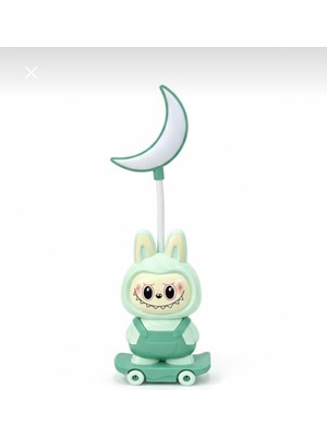 Aşkana Labubu LED Masa Lambası ve Kalem Açaçağı,2 Kademeli,usb Şarjlı,kaykay Tasarımlı Aydınlatma