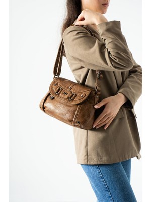 Baginn Yıkama Deri Günlük Kadın Postacı Çanta Çapraz Askılı Omuz Çantası Suni Deri 26*20 cm Kapaklı Model
