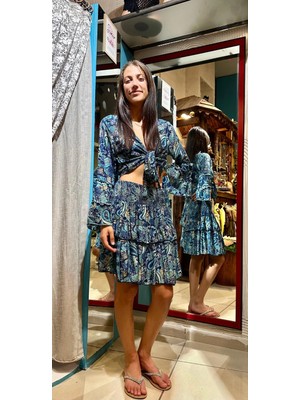 Çiçek Desenli Ipek Takım