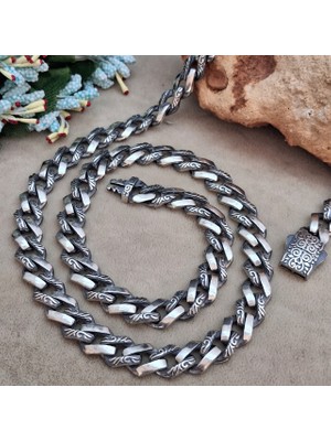 Bir Gümüş Aşkı 925 Ayar Gümüş Özel Kutu Kilitli Üzeri Yarı Desenli Gurmet Model Erkek Kolye 8.5 mm