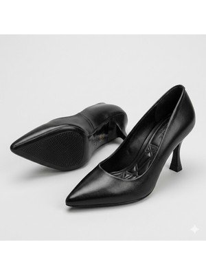 Kindep (Özmaçan) Kadın Stiletto Ayakkabı Siyah