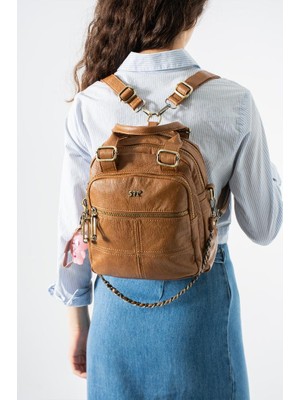 Baginn Vegan Deri Kadın Sırt Çantası 33*28 cm Işıklı Charm Hediyeli Zincir Detaylı Fonksiyonel Kullanım