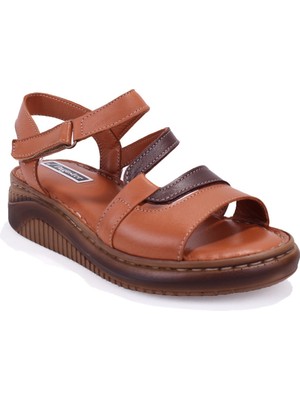Dagoster DZA07-770404 Kahve Günlük Ortopedik Deri Kadın Sandalet
