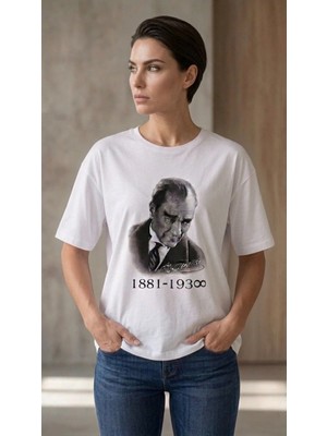 Kadın Atatürk Baskılı Tişört Kısa Kollu Bisiklet Yaka T-Shirt - Beyaz