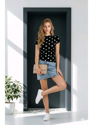 Modeva Global Kadın Siyah Beyaz Puantiyeli Slim Fit Tişört Şık ve Modern Günlük Bluz