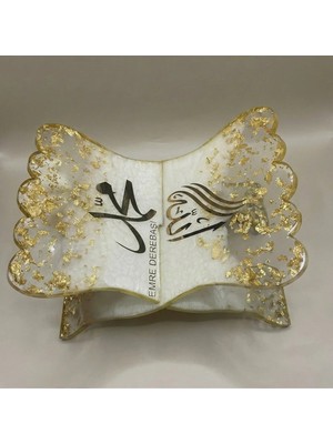 LMS Gift Kişiye Özel Isimli Epoksi Rahle - Altın Varaklı Beyaz Kuranı Kerim Okuma Standı Hafız Boy 30X20