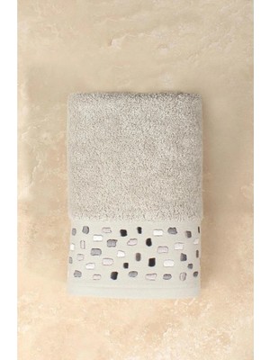 Ellia Soft Hajar %100 Pamuklu Nakışlı Çeyizlik Lüks Yüz Havlusu Yumuşak Emici Kaliteli 50X100 cm