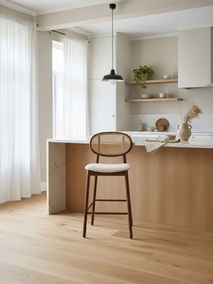 Gazzini Furniture Oslo Hazeranlı Ahşap Bar Sandalyesi