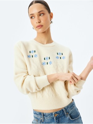 Koton Uzun Kollu Bisiklet Yaka Çiçekli Saç Örgü Dokulu Örme Kazak