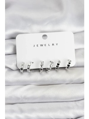 Gümüş Renk Pirinç Minimal Kalp Detaylı Kadın Küpe Seti (VICE/1395)