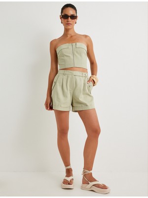 Koton Keten Karışımlı Mini Şort Kapaklı Cep Detaylı