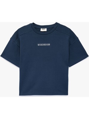 Koton Pamuklu Nakış Detaylı Kısa Kollu Bisiklet Yaka Oversize Tişört