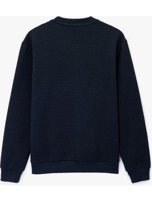 Koton Dokulu Uzun Kollu Basic Bisiklet Yaka Sweatshirt
