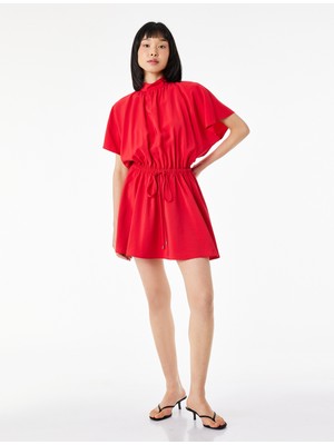 Koton Salda Kumaş Beli Bağcıklı Dik Yaka Yarasa Kollu Mini Elbise