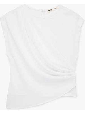 Koton Asimetrik Kesim Kolsuz Bisiklet Yaka Drapeli Bluz