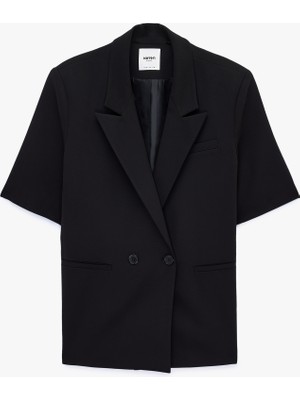 Koton Kısa Kollu Düğmeli Cep Detaylı Kruvaze Yaka Blazer Ceket