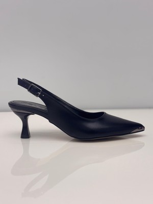 Feles Kadın Siyah Metalik Stiletto Uç Kısmı Detaylı Ince Topuklu Arkası Açık Stiletto – 5 cm - Podeia Estilo
