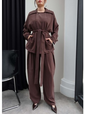 Esra Helvacı Bel Büzgülü Kuşaklı Trench Takım